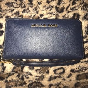 Michael Kors wristlet